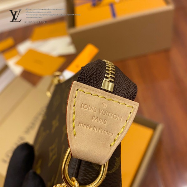 gucciaaa-38674-gallery-75451-599adbc6f5bca48a M58009 手包|都會輪廓選輯|商品實拍視角 03