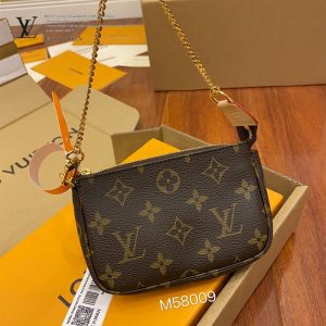 gucciaaa-38674-gallery-75456-b10e22e477eec467 M58009 手包|都會輪廓選輯|包款全貌與整體比例