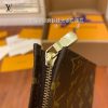 M47542 男女同款手包化妝包｜都會輪廓選輯｜商品實拍視角 10