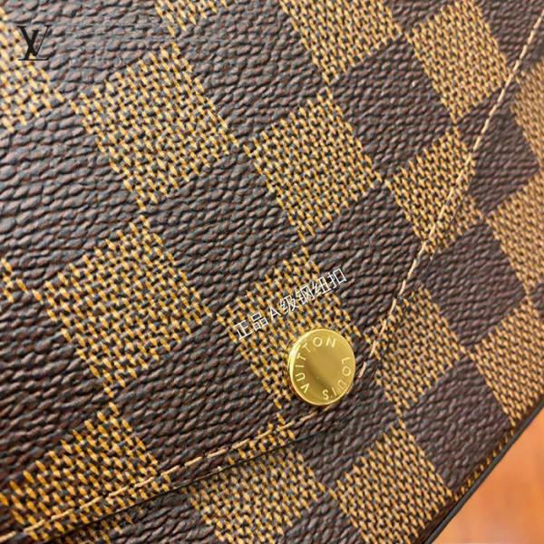 gucciaaa-38679-gallery-75522-9b29f9ce349c637a N63032 三件套手包斜背包|都會輪廓選輯|商品實拍視角 05