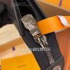 gucciaaa-38680-gallery-75536-42f241c147fae252 M61692 手包|都會輪廓選輯|商品實拍視角 09
