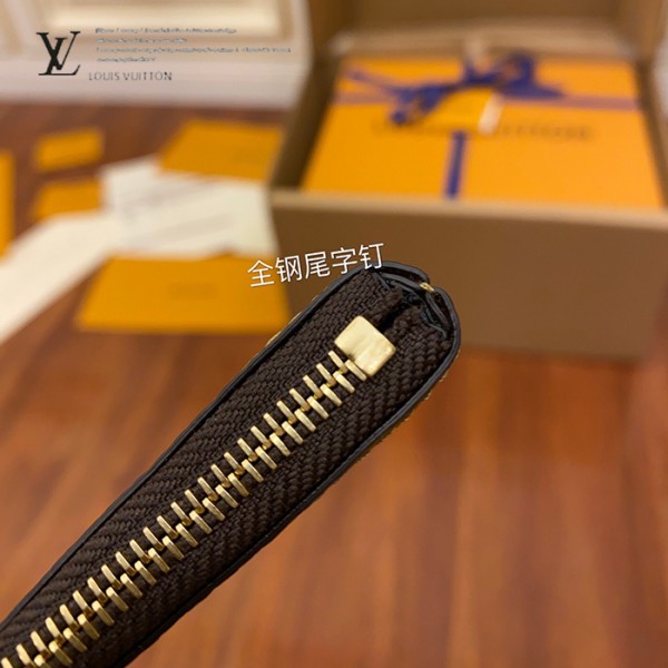 M68756 三合一手包｜都會輪廓選輯｜商品實拍視角 05