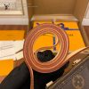 gucciaaa-38684-gallery-75577-ca6279c5fb29602e M61252 NANO mini枕頭包|都會輪廓選輯|商品實拍視角 09
