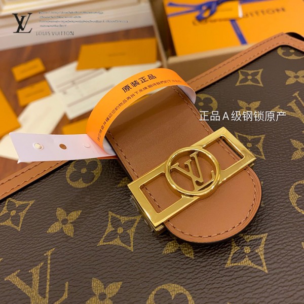 gucciaaa-38689-gallery-75630-ad8c26329c0de700 M69184 手包化妝包|都會輪廓選輯|商品實拍視角 07