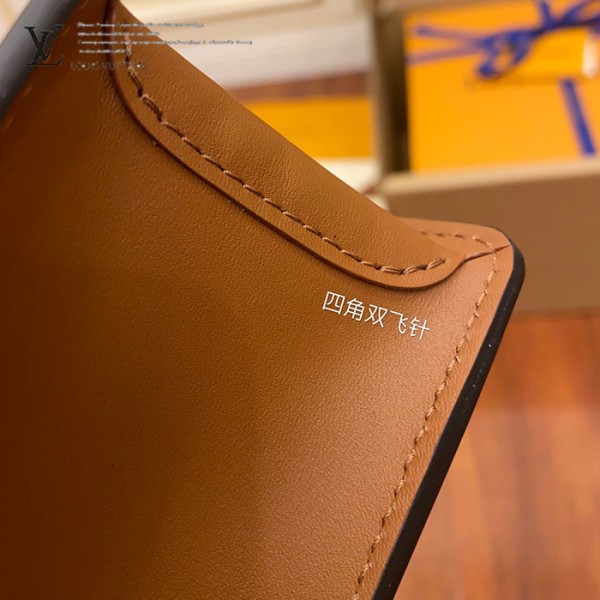 gucciaaa-38689-gallery-75636-dbe4b47731988c00 M69184 手包化妝包|都會輪廓選輯|商品實拍視角 12