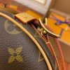 gucciaaa-38692-gallery-75679-d0472dc405247a12 M45149 女士蘋果包|都會輪廓選輯|商品實拍視角 13