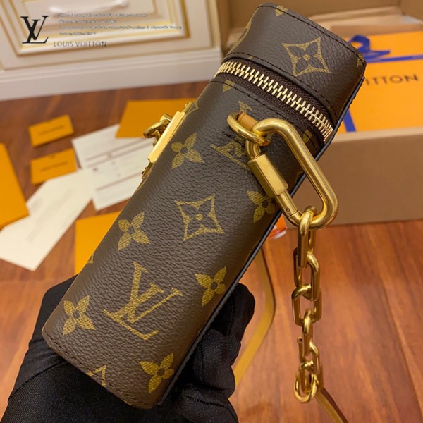 gucciaaa-38693-gallery-75692-ab1b148e1eeea17d M44914 手機包|都會輪廓選輯|商品實拍視角 08