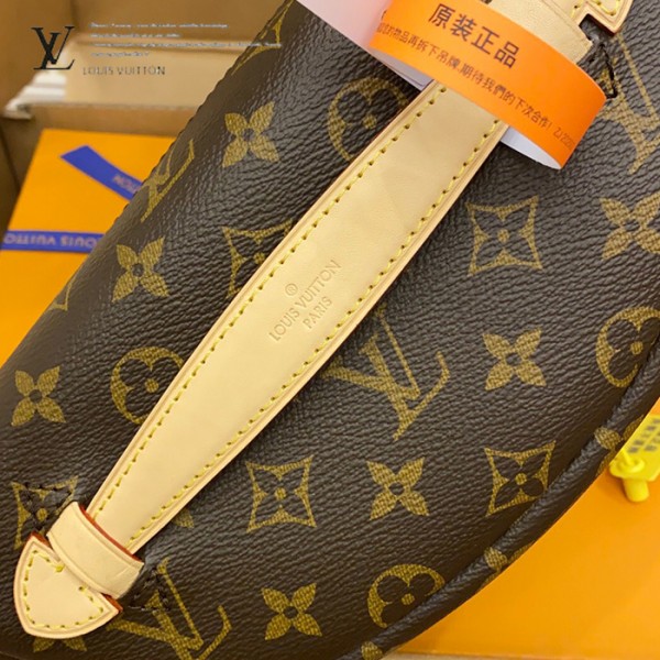 M43644 男女同款胸包腰包｜都會輪廓選輯｜商品實拍視角 06
