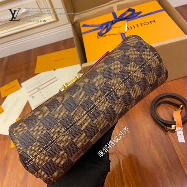 N53000 郵差包｜都會輪廓選輯｜商品實拍視角 03