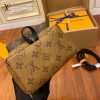 gucciaaa-38700-gallery-75787-0d6304ea84cdd399 M42411 拼色背包雙肩包|都會輪廓選輯|商品實拍視角 10