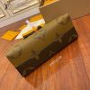 gucciaaa-38704-gallery-75832-3a622dfd795a36a6 M45321 購物袋|都會輪廓選輯|商品實拍視角 10