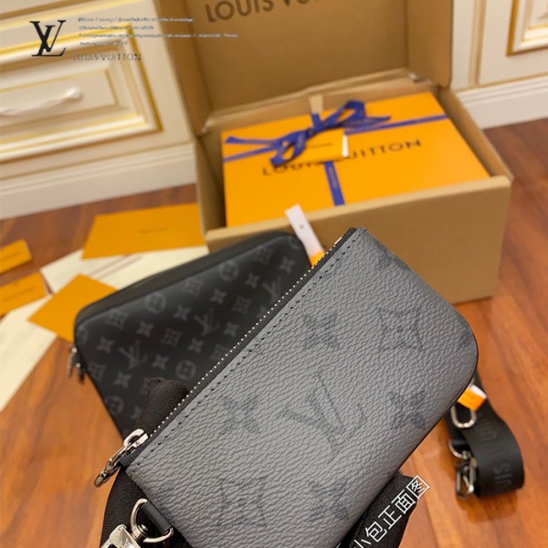 gucciaaa-38706-gallery-75856-ac2ffce3a2dc1c85 M69443 男士三合一郵差包|都會輪廓選輯|商品實拍視角 06