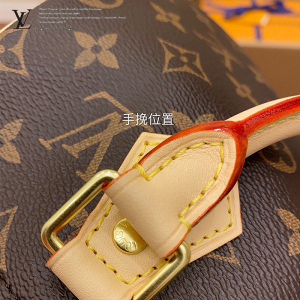 M41113 SPEEDY 25枕頭包｜都會輪廓選輯｜商品實拍視角 05