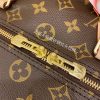 M41112 SPEEDY 30枕頭包｜都會輪廓選輯｜商品實拍視角 02
