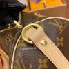 M41112 SPEEDY 30枕頭包｜都會輪廓選輯｜商品實拍視角 03