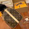 M41112 SPEEDY 30枕頭包｜都會輪廓選輯｜商品實拍視角 13
