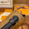 M41465 拼色郵差包｜都會輪廓選輯｜商品實拍視角 10