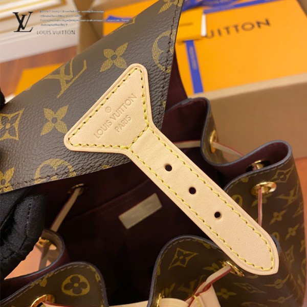 gucciaaa-38714-gallery-75973-cb3efd7e35de7c53 M43431 雙肩包|都會輪廓選輯|商品實拍視角 05