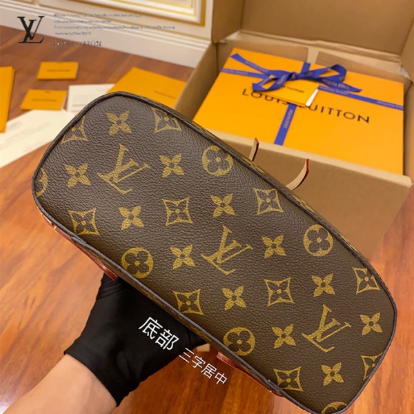 gucciaaa-38714-gallery-75986-f172f615659e4745 M43431 雙肩包|都會輪廓選輯|商品實拍視角 18