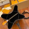 gucciaaa-38715-gallery-75998-b9a9b2c79f355f17 M44020 女士NOE水桶包|都會輪廓選輯|商品實拍視角 07