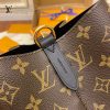gucciaaa-38715-gallery-75999-59289ec1b6a612bf M44020 女士NOE水桶包|都會輪廓選輯|商品實拍視角 08