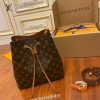 gucciaaa-38718-gallery-76026-25b18642378c0f54 M44887 水桶包|都會輪廓選輯|包款全貌與整體比例