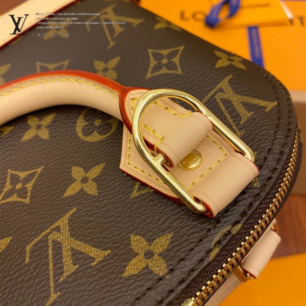 gucciaaa-38719-gallery-76033-2e0a764ad3ea987c M53152 ALMA bb 貝殼包|都會輪廓選輯|商品實拍視角 03