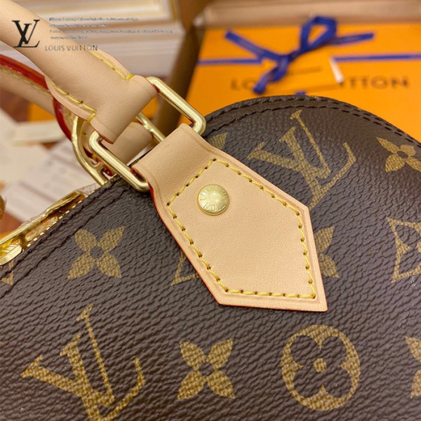gucciaaa-38719-gallery-76042-733a39f1bd23007b M53152 ALMA bb 貝殼包|都會輪廓選輯|商品實拍視角 11