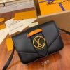 gucciaaa-38720-gallery-76052-122e8c4bd1d6af1f M55948 女士郵差包|都會輪廓選輯|商品實拍視角 09