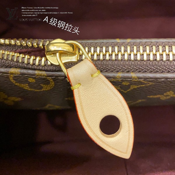 gucciaaa-38725-gallery-76133-be40c1f9f5c75d49 M41056 中號蒙田包|都會輪廓選輯|商品實拍視角 02