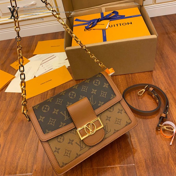 gucciaaa-38729-gallery-76181-7f220ec8d0d81b4b M44391 達芙妮郵差包|都會輪廓選輯|商品實拍視角 07